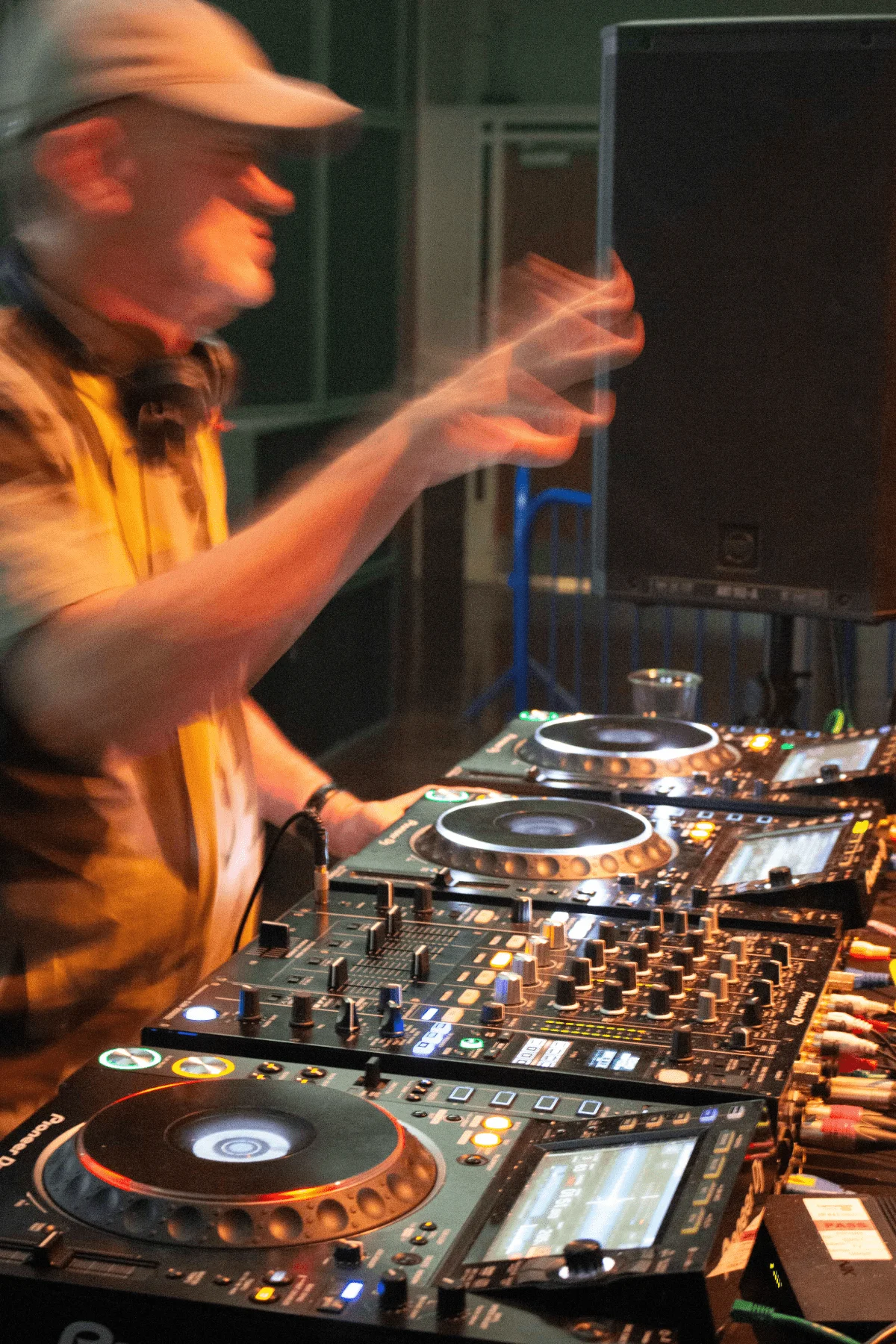 Deep Presents